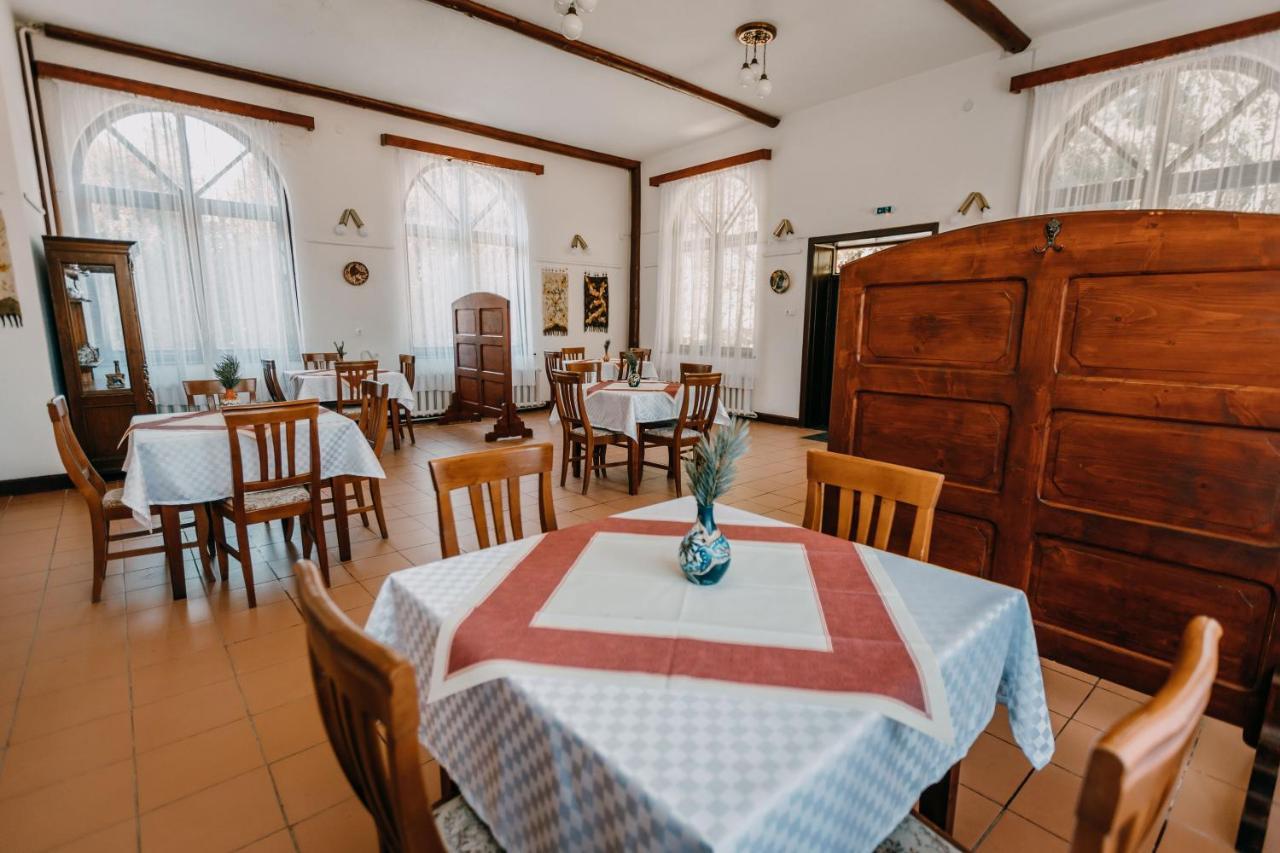 Pensiune și Camping Patru - Gheorgheni Gheorgheni  Exterior foto