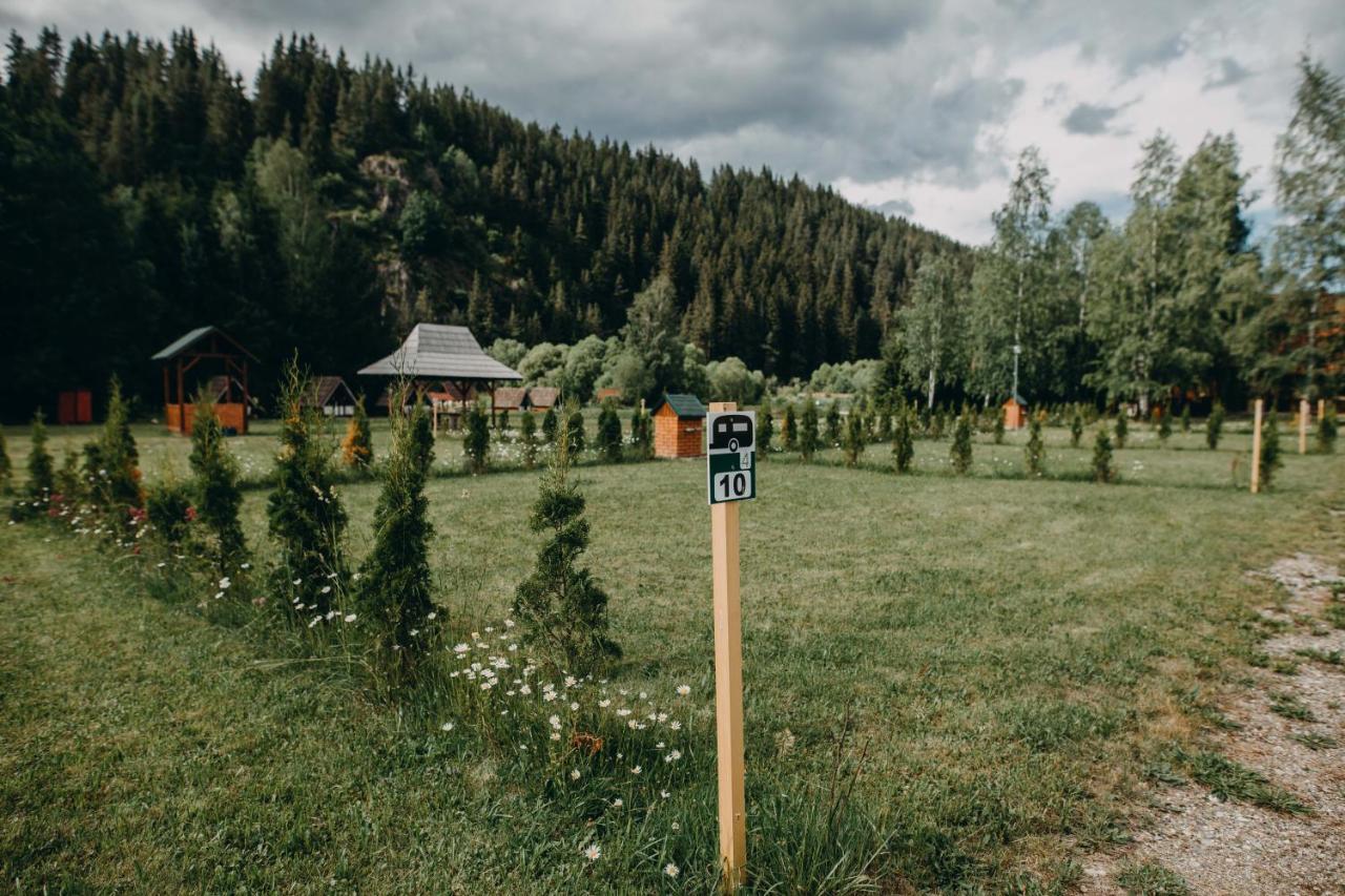 Pensiune și Camping Patru - Gheorgheni Gheorgheni  Exterior foto